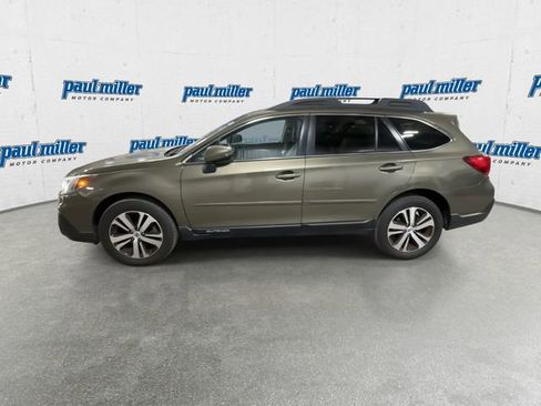 Used 2019 Subaru Outback 3.6R Limited image 6