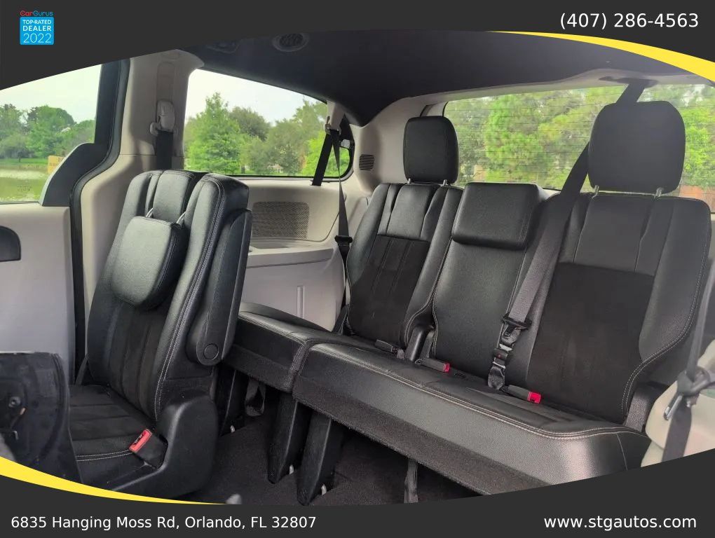 Used 2020 Dodge Grand Caravan SXT FWD image 17