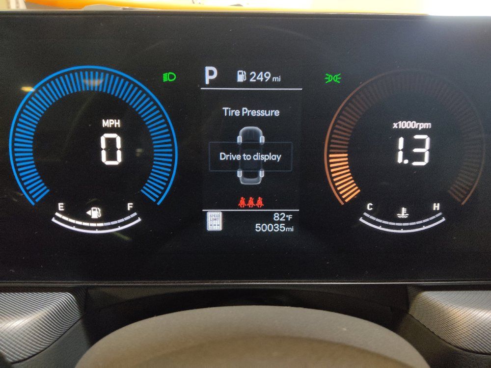 Used 2025 Hyundai Sonata SEL FWD image 23