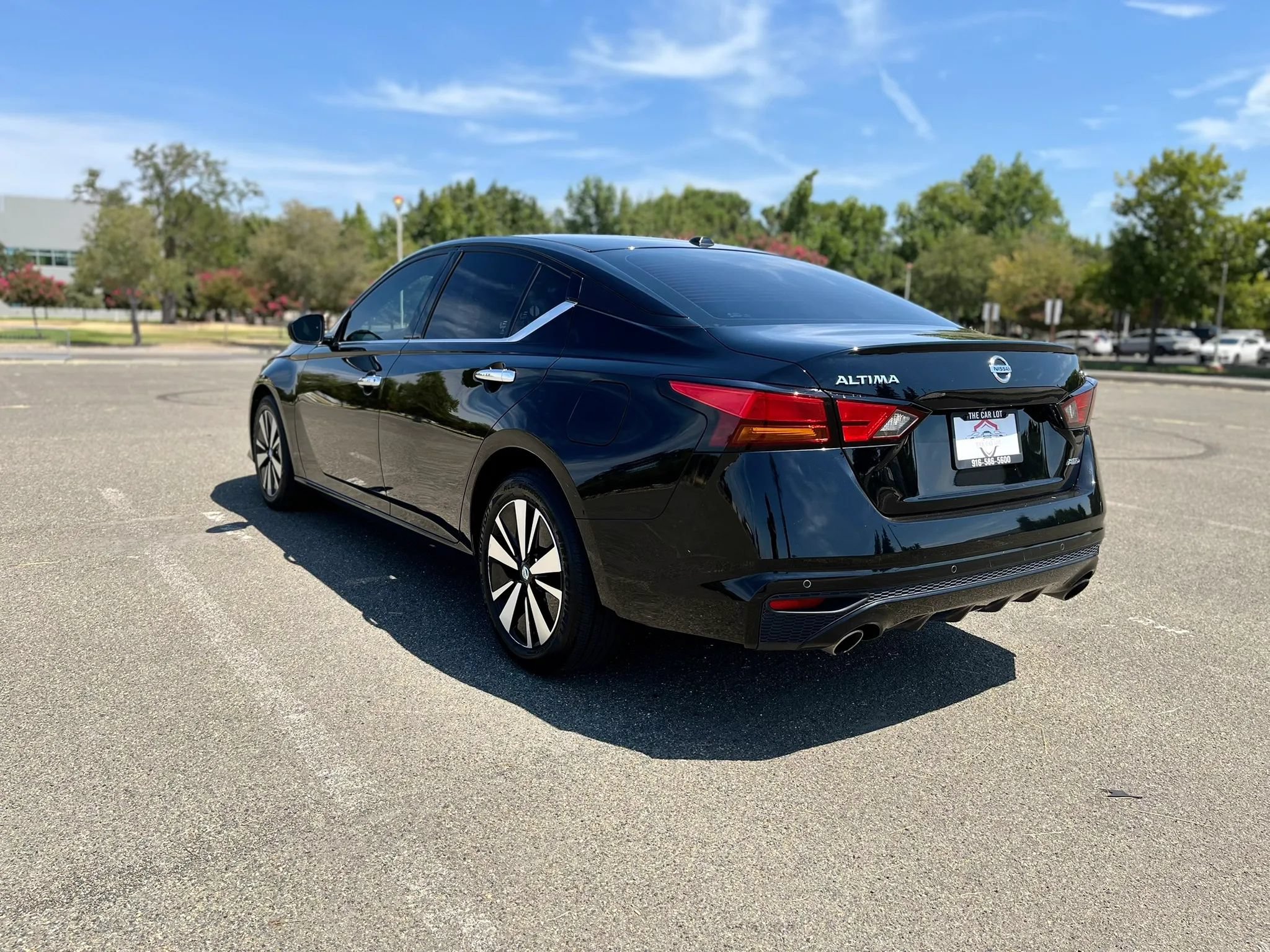 Used 2020 Nissan Altima 2.5 SV AWD/4WD image 7