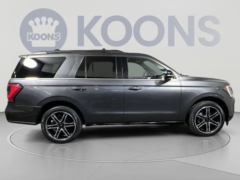 Used 2019 Ford Expedition Limited w/ Equipment Group 303A AWD/4WD image 12