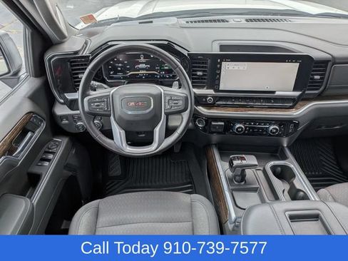 Used 2022 GMC Sierra 1500 Elevation w/ Preferred Package AWD/4WD image 32
