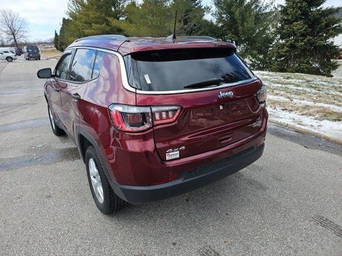 Used 2021 Jeep Compass Sport w/ Cold Weather Group image 3