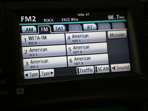 Used 2011 Toyota Prius Four w/ Solar Roof Pkg FWD image 20