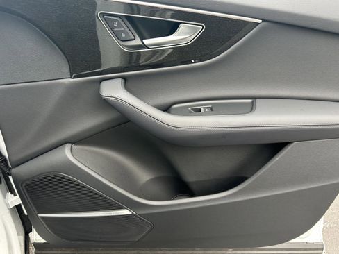 Certified 2025 Audi Q7 3.0T Premium Plus w/ Premium Plus Package image 26