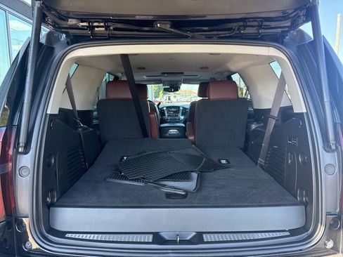 Used 2020 Chevrolet Tahoe Premier w/ Premier Plus Edition image 5