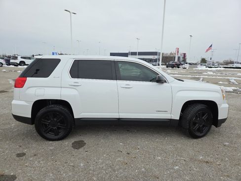 Used 2016 GMC Terrain SLE image 15