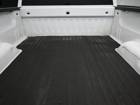 Used 2017 Chevrolet Silverado 1500 LT w/ LT Convenience Package AWD/4WD image 2