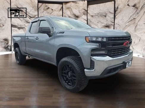 Used 2019 Chevrolet Silverado 1500 LT w/ All-Star Edition AWD/4WD image 3
