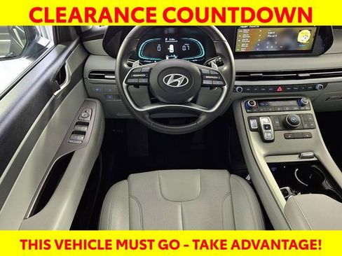Used 2025 Hyundai Palisade SEL image 12