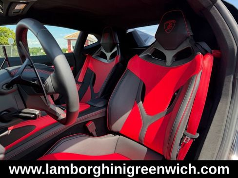 Used 2026 Lamborghini Temerario AWD/4WD image 17