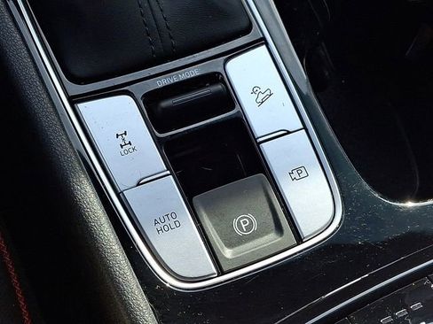 Used 2024 Hyundai Santa Cruz Limited image 27