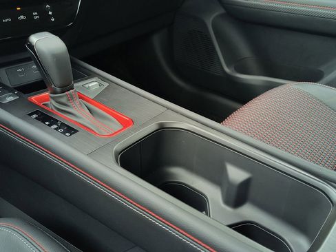 New 2025 Nissan Kicks SR image 12