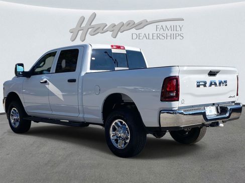 New 2026 RAM 2500 Tradesman image 25
