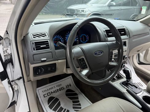 Used 2010 Ford Fusion SEL FWD image 9