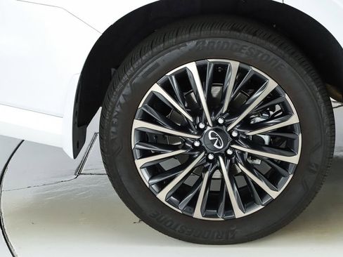 New 2026 INFINITI QX80 Autograph w/ Premium Cargo Package AWD/4WD image 13