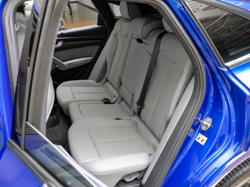 Used 2023 Audi Q5 2.0T Premium Plus w/ Premium Plus Package AWD/4WD image 42
