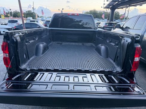 Used 2017 GMC Sierra 1500 2WD Regular Cab image 10
