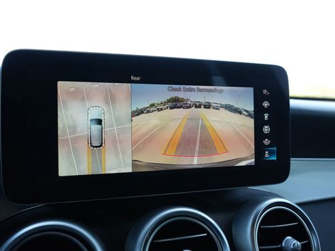 Used 2022 Mercedes-Benz GLC 300 image 13