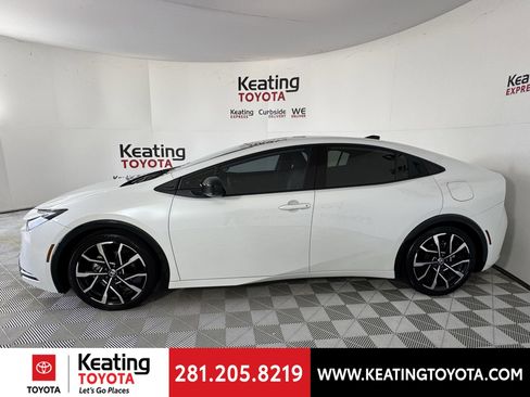 Used 2024 Toyota Prius Prime Premium image 8