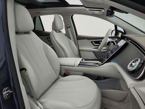 Used 2023 Mercedes-Benz EQE 350+ 4MATIC SUV image 22