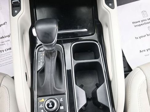 Used 2022 Kia Telluride EX w/ EX Premium Package image 22