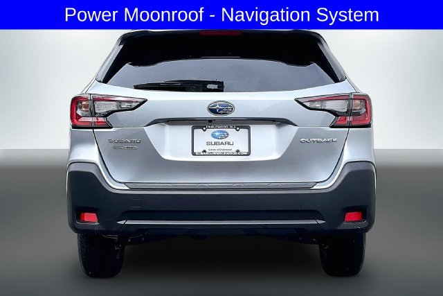 Used 2025 Subaru Outback Premium AWD/4WD image 4
