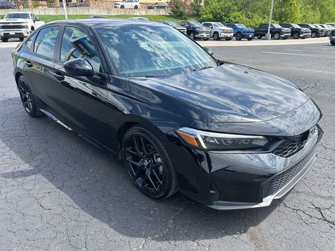 Used 2025 Honda Civic Sport image 3