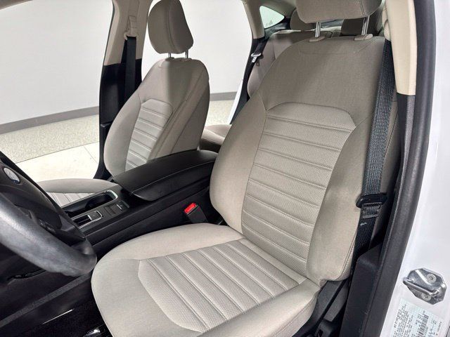 Used 2020 Ford Fusion S FWD image 12