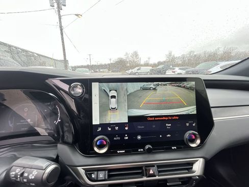 Used 2024 Lexus RX 350 AWD w/ Convenience Package image 17