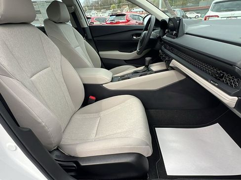 New 2025 Honda Accord LX image 13
