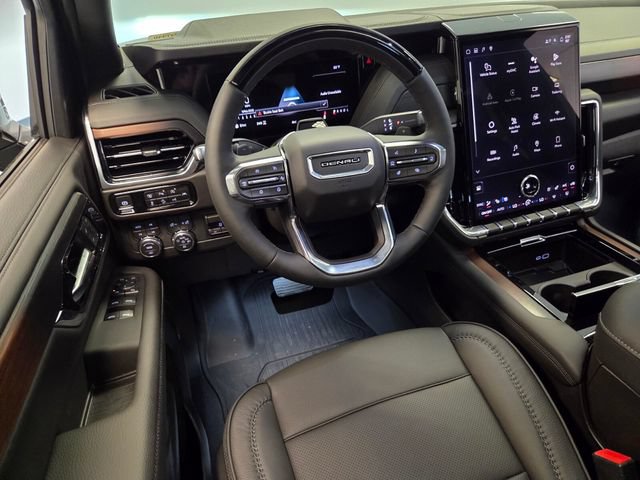 New 2026 GMC Yukon Denali w/ Denali Reserve Package AWD/4WD image 14