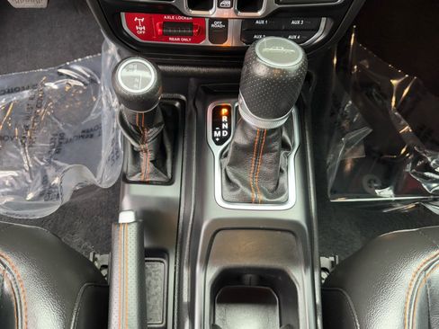 Used 2021 Jeep Gladiator Mojave image 27