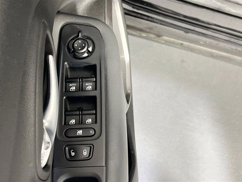 Used 2022 Jeep Renegade Latitude w/ Convenience Group image 18