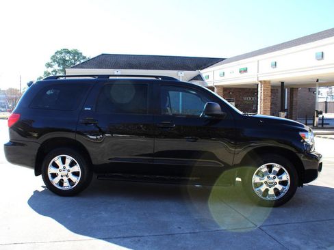 Used 2008 Toyota Sequoia SR5 image 3