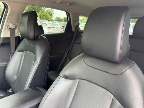 Certified 2025 Kia Sportage EX FWD image 13