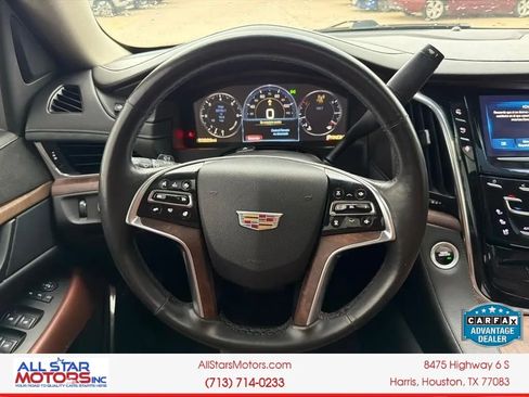Used 2015 Cadillac Escalade Luxury AWD/4WD image 24