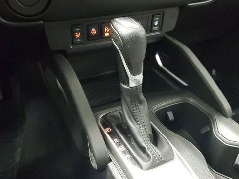 Used 2022 Nissan Frontier SV image 23