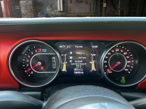 Used 2021 Jeep Wrangler Unlimited Rubicon AWD/4WD image 21