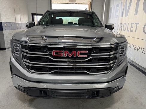 Used 2026 GMC Sierra 1500 SLT image 23