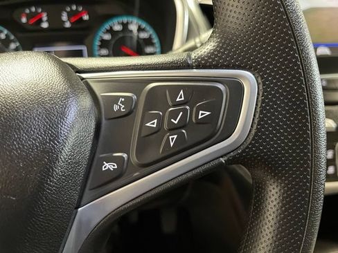 Used 2021 Chevrolet Equinox LS w/ LS Convenience Package AWD/4WD image 28