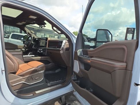 Used 2026 Ford F350 King Ranch w/ Tremor Off-Road Package AWD/4WD image 15