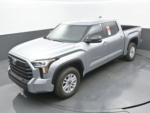 New 2026 Toyota Tundra SR5 w/ SR5 Premium Package RWD image 30