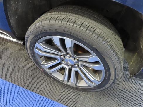 Used 2017 GMC Yukon Denali w/ Open Road Package image 7