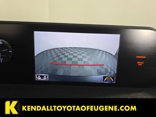 Used 2019 Lexus UX 200 FWD image 18