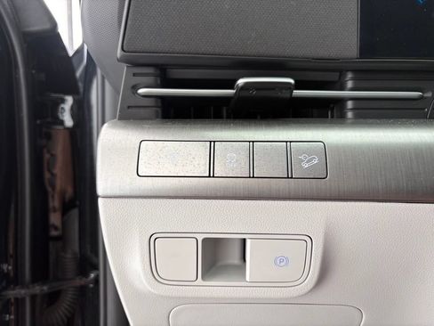 Used 2024 Hyundai Kona SEL FWD image 6