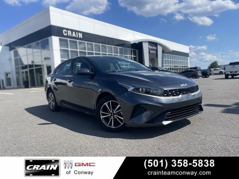 Used 2024 Kia Forte LXS image 1
