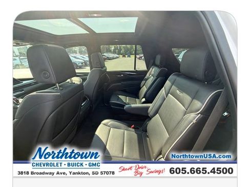 Used 2022 Cadillac Escalade Sport AWD/4WD image 14