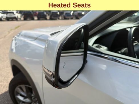 Certified 2024 Toyota Grand Highlander AWD image 9