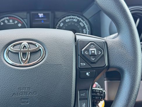 Used 2022 Toyota Tacoma SR w/ SX Package image 21